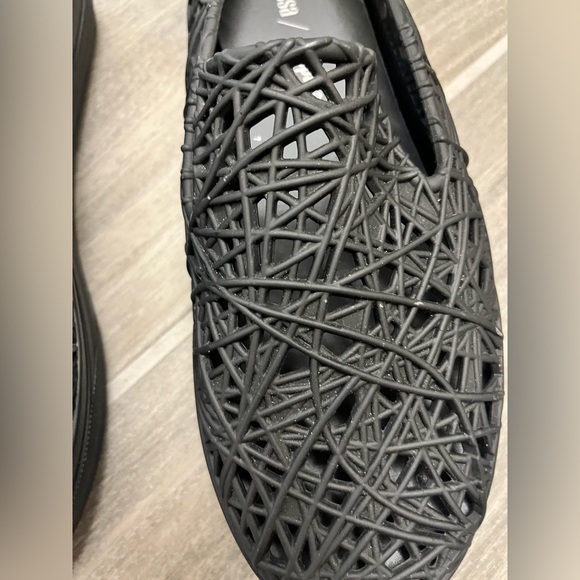 Melissa Campana Jelly Sneakers - Picture 9 of 11